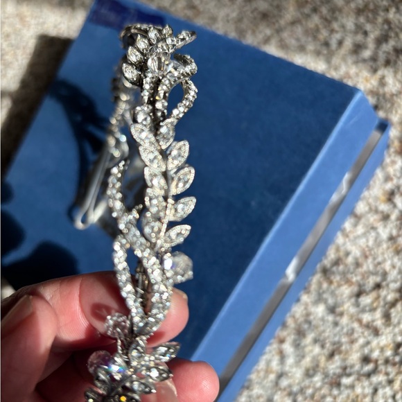 Bel Aire Bridal jeweled headband - Picture 9 of 12